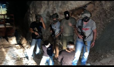 Arrestation de quatre résistants évadés de Gilboa